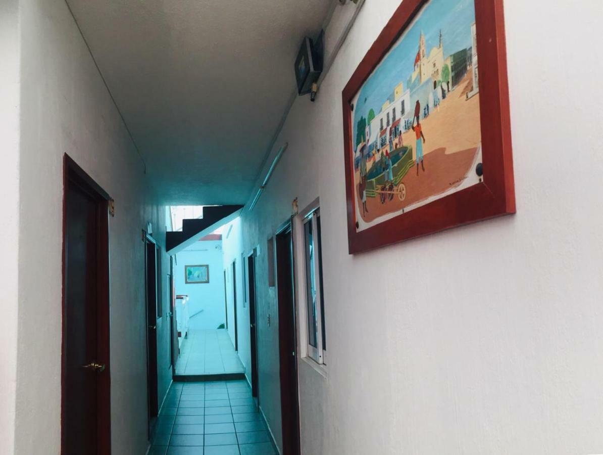 Hotel En Guadalajara Posada Mi Rey المظهر الخارجي الصورة